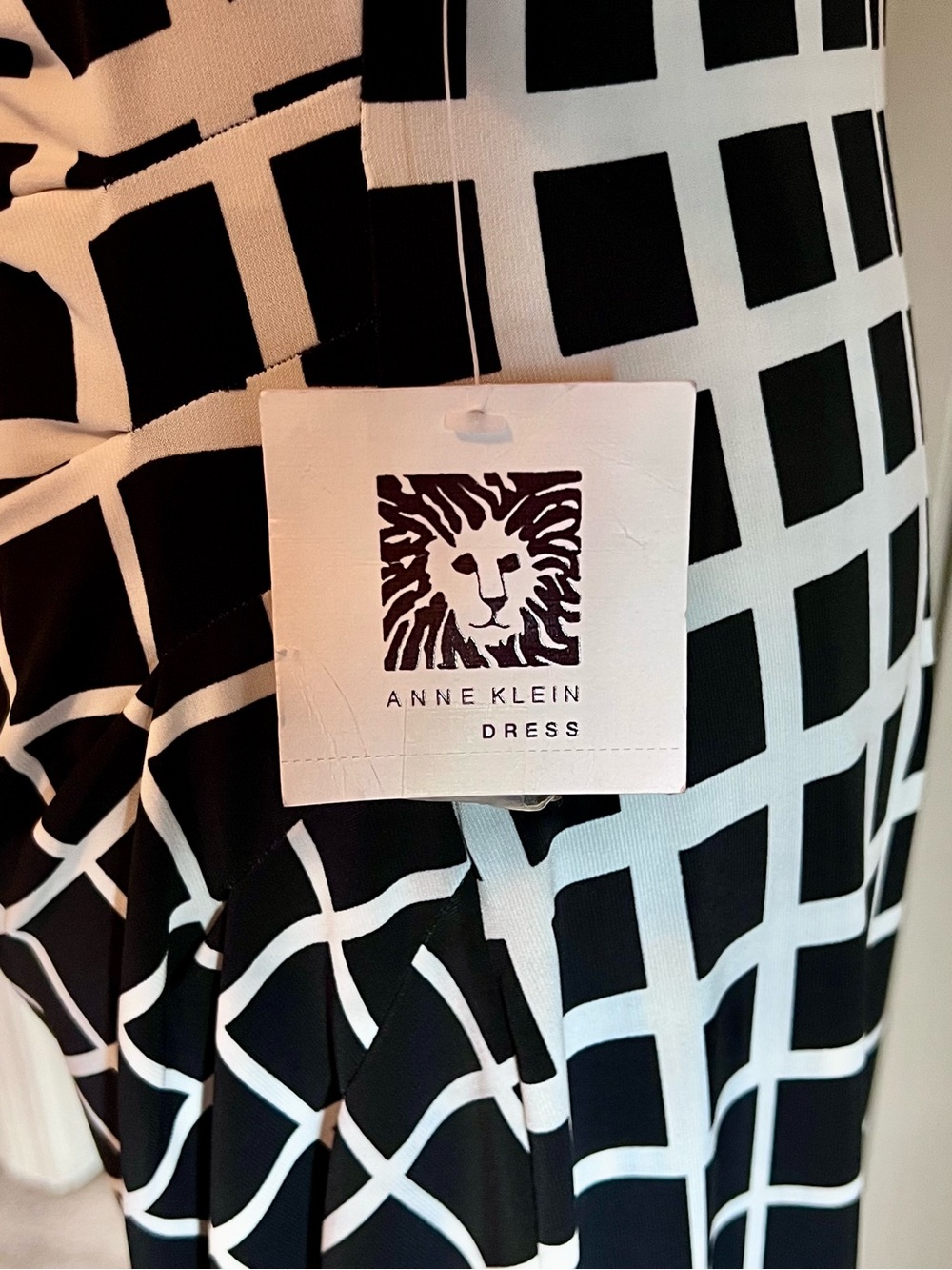 Anne Klein Black and White Lined Geometric 3/4 Sleeve Dress Women’s Size 10 - Picture 4 of 9